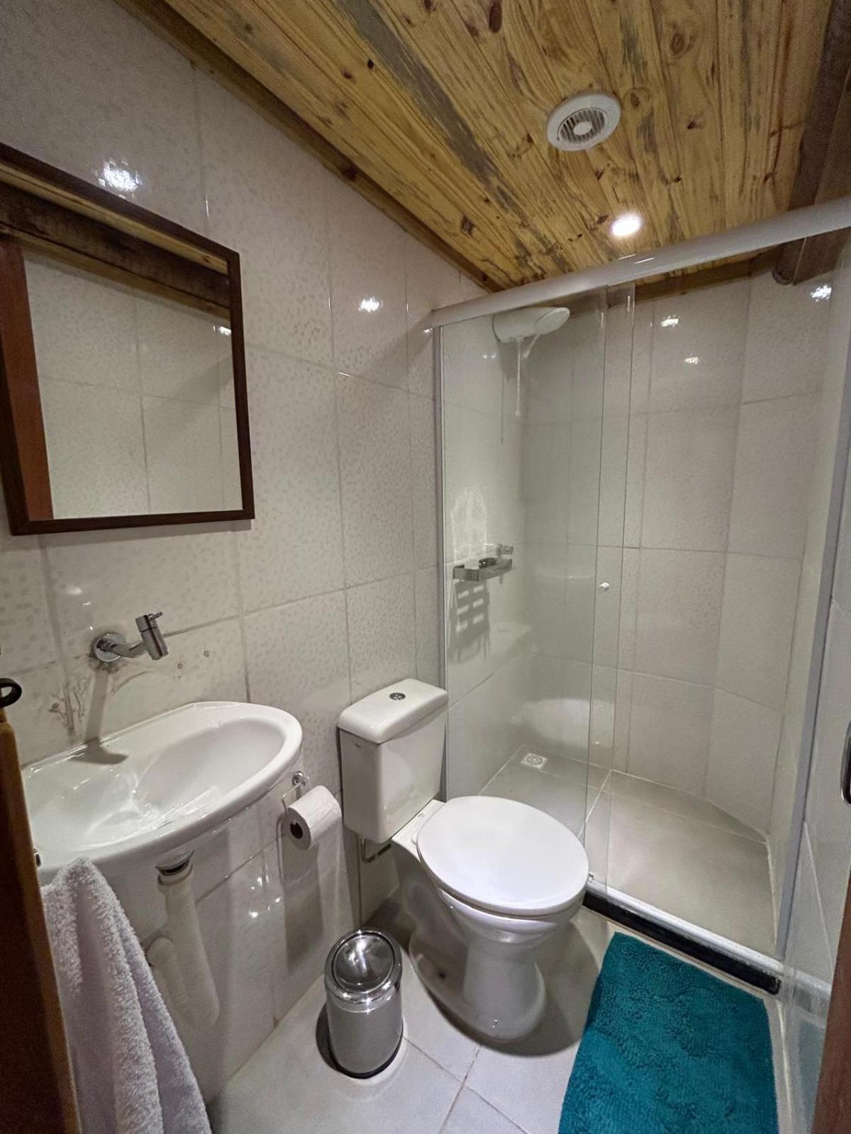 Quarto Duplo com Banheiro Privativo